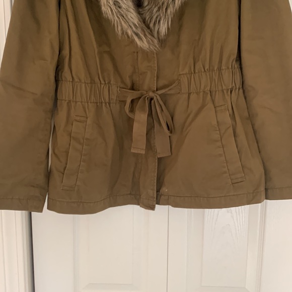 LOFT Utility Jacket with Removable Fur Collar, Color: Olive Green, Size: Large - Picture 3 of 6